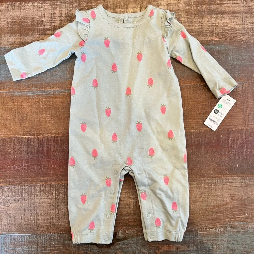 Carter’s play suit NWT 6 months